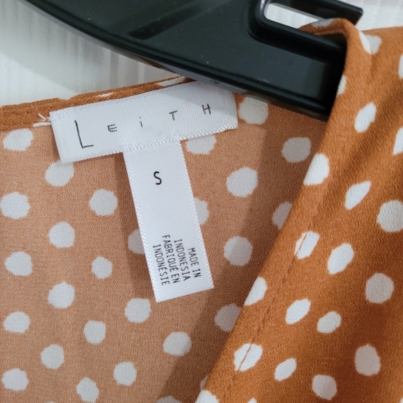 Leith Romper Size Small Rustic Orange Short Sleeve Beachy Summer Ready - Picture 8 of 11